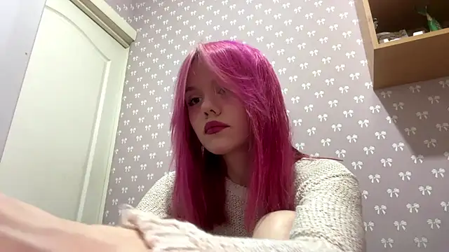 Snapshot of Linecutie chatting on July 2026 08:26:02 PM Linecutie online show from July 2026 08:26:02 PM