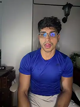 Snapshot of David_Tresh5 chatting on August 2026 06:51:02 PM David Tresh5 online show from August 2026 06:51:02 PM