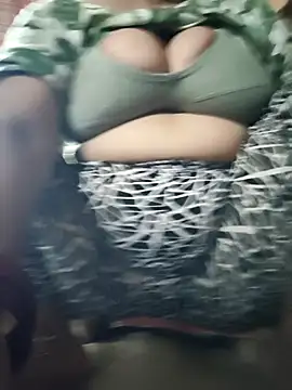 Snapshot of Your_Bhabhi69 chatting on July 2026 01:56:01 AM Your Bhabhi69 online show from July 2026 01:56:01 AM