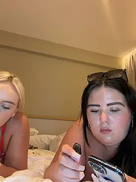 Snapshot of Liv_xxxx chatting on July 2026 08:59:02 PM Liv xxxx online show from July 2026 08:59:02 PM
