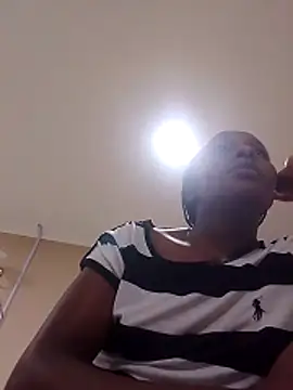 lisajuicyy online show from June 2026 01:27:01 PM