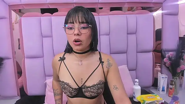 roxane vega online show from July 2026 04:34:01 PM