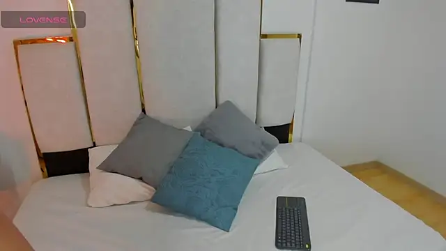 LiamBastien online show from June 2026 03:44:02 AM