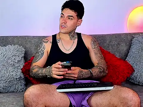 Austin Rayne online show from July 2026 03:47:02 AM