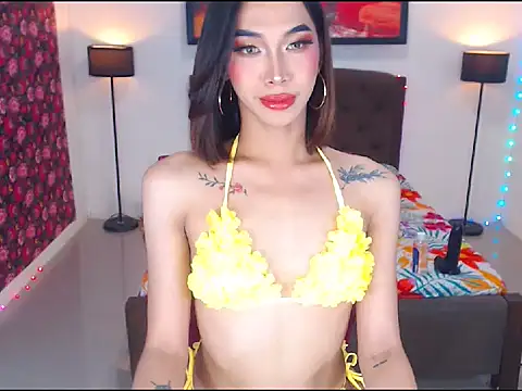 Snapshot of xXLoadedofCumTSXx chatting on June 2026 01:17:02 PM xXLoadedofCumTSXx online show from June 2026 01:17:02 PM
