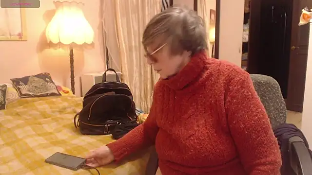 Snapshot of Sharon_Amore chatting on February 2026 05:18:02 PM Sharon Amore online show from February 2026 05:18:02 PM