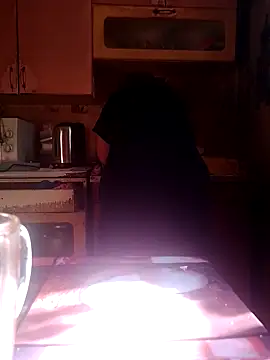 Snapshot of oksana72 chatting on September 2025 06:01:02 AM oksana72 online show from September 2025 06:01:02 AM