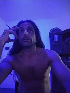 Snapshot of Nightcrawlers chatting on July 2026 12:20:01 AM Nightcrawlers online show from July 2026 12:20:01 AM