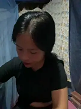 Snapshot of Yin-ri chatting on June 2026 06:52:01 AM Yin-ri online show from June 2026 06:52:01 AM