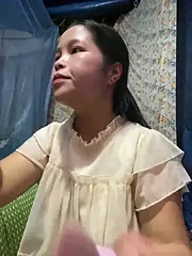 Snapshot of Yin-ri chatting on August 2026 08:24:01 AM Yin-ri online show from August 2026 08:24:01 AM