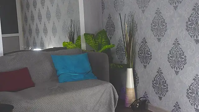 LuxaCole online show from June 2026 10:15:01 AM