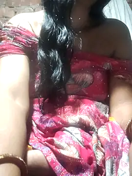 Snapshot of Tanvi-j chatting on July 2026 05:15:02 PM Tanvi-j online show from July 2026 05:15:02 PM