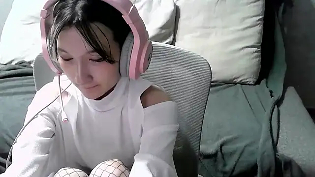 Snapshot of Lilfain_baby chatting on July 2026 11:06:01 AM Lilfain baby online show from July 2026 11:06:01 AM