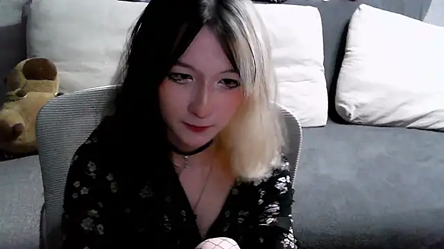 Snapshot of Lilfain_baby chatting on July 2026 12:14:01 PM Lilfain baby online show from July 2026 12:14:01 PM