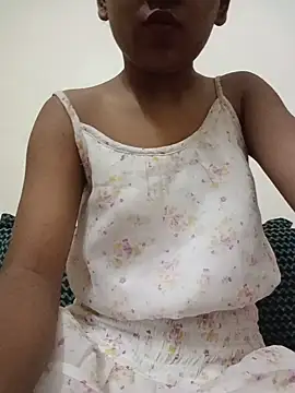 Snapshot of baby_girl_099 chatting on July 2026 08:34:02 AM baby girl 099 online show from July 2026 08:34:02 AM