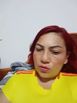 Snapshot of Agata_Traviesa chatting on June 2026 04:00:02 AM Agata Traviesa online show from June 2026 04:00:02 AM