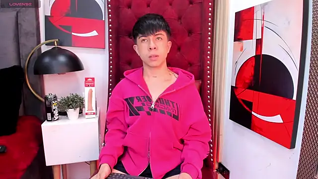 Mathyw Mont online show from July 2026 03:45:02 AM