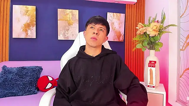 Mathyw Mont online show from August 2026 03:41:02 AM