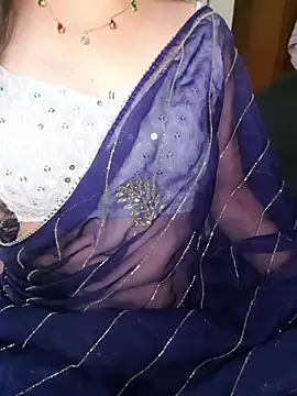 Snapshot of Sharma_Priya chatting on June 2026 06:05:02 PM Sharma Priya online show from June 2026 06:05:02 PM