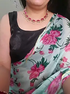Snapshot of Sharma_Priya chatting on June 2026 07:24:02 AM Sharma Priya online show from June 2026 07:24:02 AM