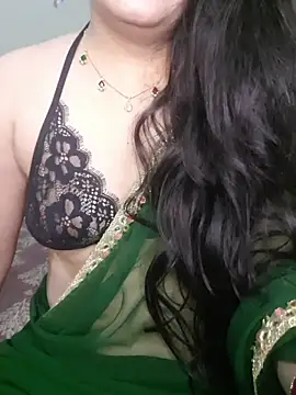 Snapshot of Sharma_Priya chatting on July 2026 12:33:01 PM Sharma Priya online show from July 2026 12:33:01 PM