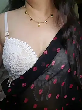 Snapshot of Sharma_Priya chatting on July 2026 04:34:02 PM Sharma Priya online show from July 2026 04:34:02 PM