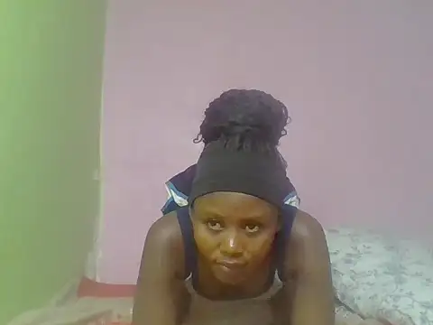 Snapshot of cute_bee chatting on June 2026 08:30:02 PM cute bee online show from June 2026 08:30:02 PM