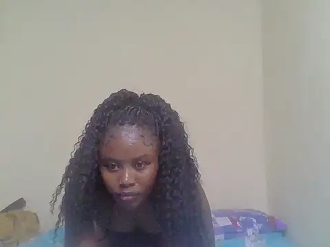 Snapshot of cute_bee chatting on July 2026 03:29:01 PM cute bee online show from July 2026 03:29:01 PM