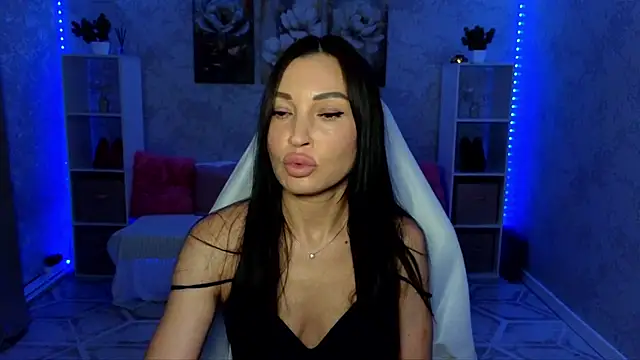 NikoleMills online show from July 2026 05:14:02 AM