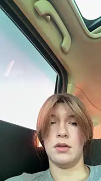 girl-Emily online show from June 2026 04:46:01 AM