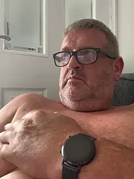 Stueeeey31 online show from July 2026 03:45:02 PM