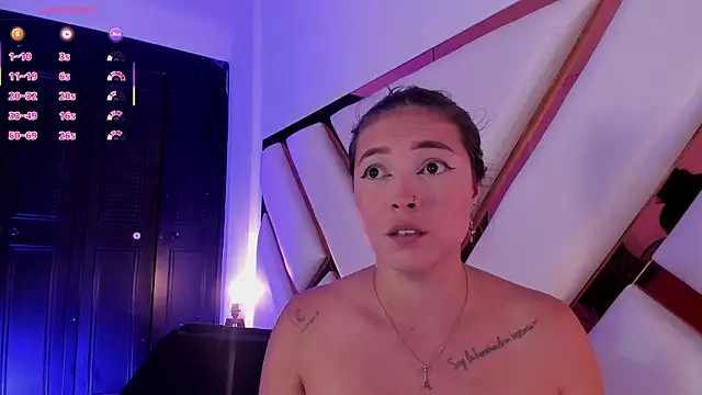 Mariana Smiith  online show from July 2026 07:42:02 PM