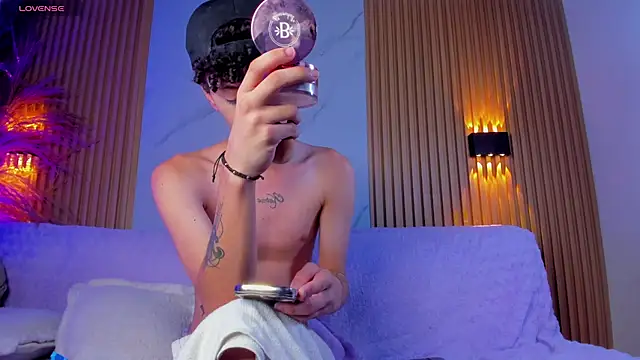 im ethan  online show from July 2026 09:55:01 AM
