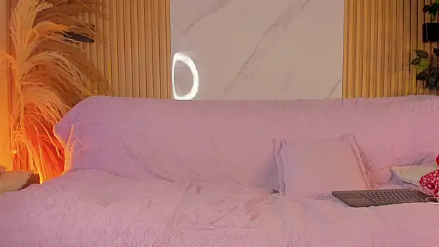 im ethan  online show from July 2026 11:35:01 AM