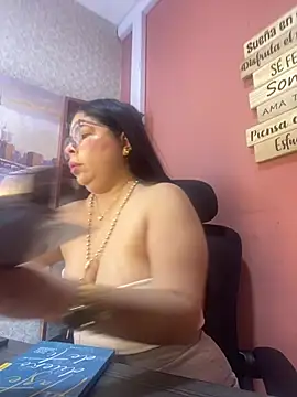 Snapshot of Brenda_Levine chatting on June 2026 11:30:02 AM Brenda Levine online show from June 2026 11:30:02 AM