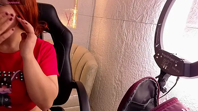 Snapshot of sofia_red_cn chatting on June 2026 01:33:01 PM sofia red cn online show from June 2026 01:33:01 PM