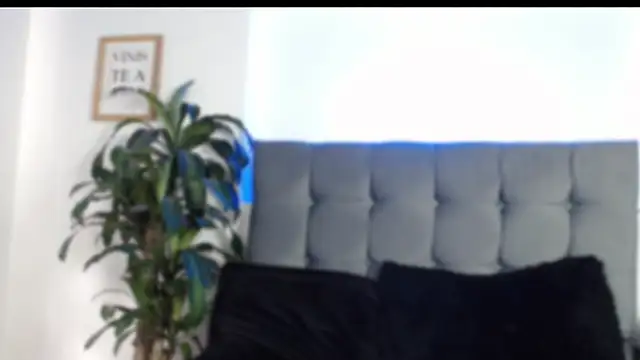 foxxy angell online show from June 2026 07:00:02 PM