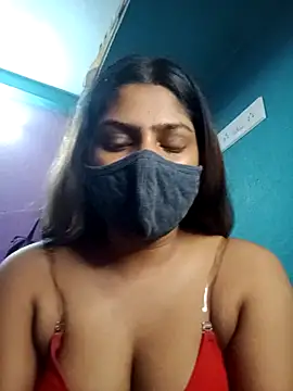 Snapshot of Model-031 chatting on June 2026 07:02:02 PM Model-031 online show from June 2026 07:02:02 PM