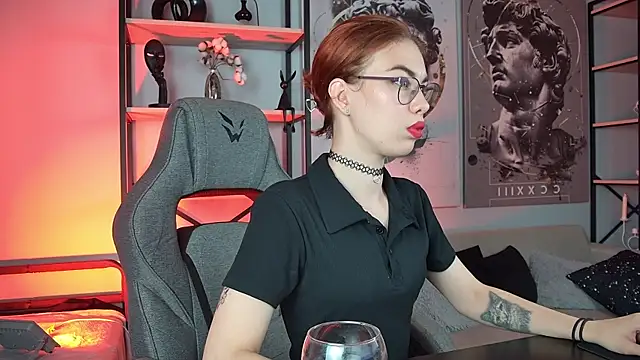 Snapshot of SeraphineDuskryn chatting on July 2026 08:04:02 PM SeraphineDuskryn online show from July 2026 08:04:02 PM