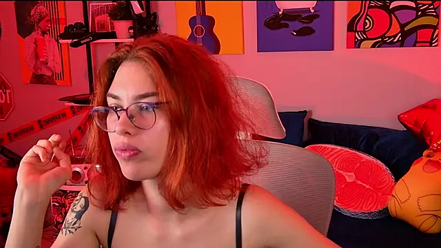 Snapshot of SeraphineDuskryn chatting on July 2026 05:07:02 PM SeraphineDuskryn online show from July 2026 05:07:02 PM