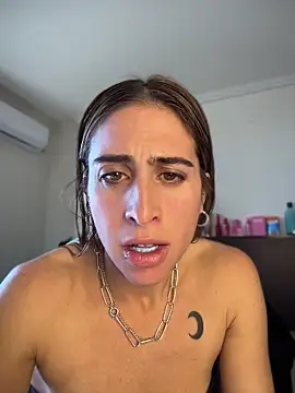 NicoleWilder online show from July 2026 02:23:02 PM
