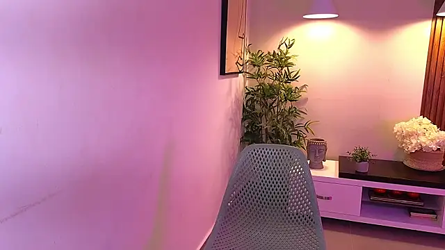 Snapshot of _Celeste_Hill chatting on July 2026 03:03:02 PM Celeste Hill online show from July 2026 03:03:02 PM