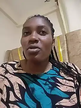 Snapshot of Diva_2000 chatting on June 2026 10:52:02 PM Diva 2000 online show from June 2026 10:52:02 PM