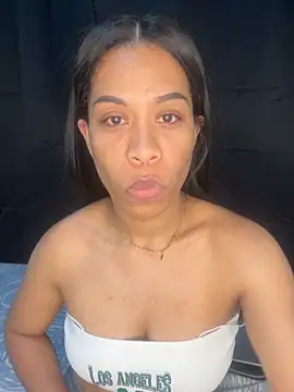 Snapshot of Thasie chatting on June 2026 05:56:02 AM Thasie online show from June 2026 05:56:02 AM