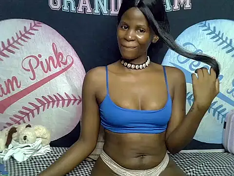 Snapshot of Queen_slay2 chatting on June 2026 05:56:01 AM Queen slay2 online show from June 2026 05:56:01 AM