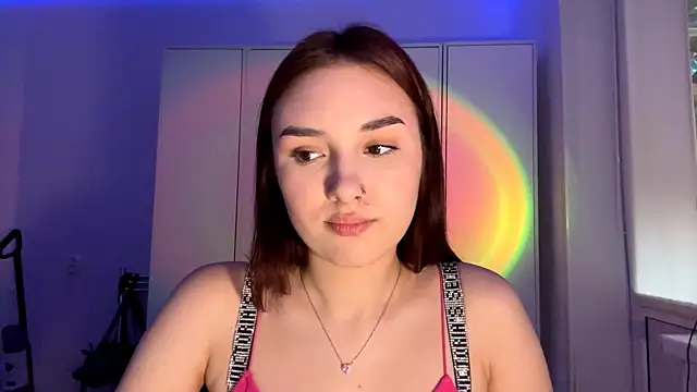 Snapshot of MerrileeUmbarger chatting on June 2026 04:44:01 PM MerrileeUmbarger online show from June 2026 04:44:01 PM