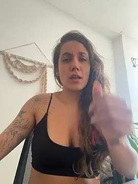 Snapshot of SOPHIA_VELMONT chatting on July 2026 04:11:01 PM SOPHIA VELMONT online show from July 2026 04:11:01 PM