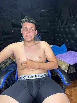 Dann 007 online show from July 2026 03:47:01 PM