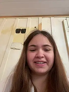 Snapshot of bella__hott chatting on June 2026 10:40:01 AM bella hott online show from June 2026 10:40:01 AM