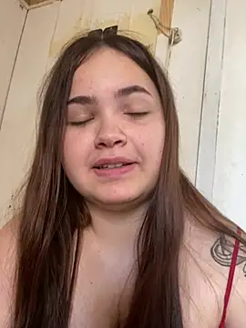 Snapshot of bella__hott chatting on July 2026 04:16:02 PM bella hott online show from July 2026 04:16:02 PM